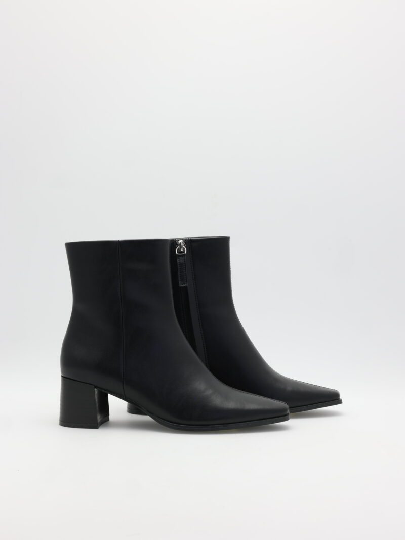 Alternative view of Roberto Rosso Adare  - black