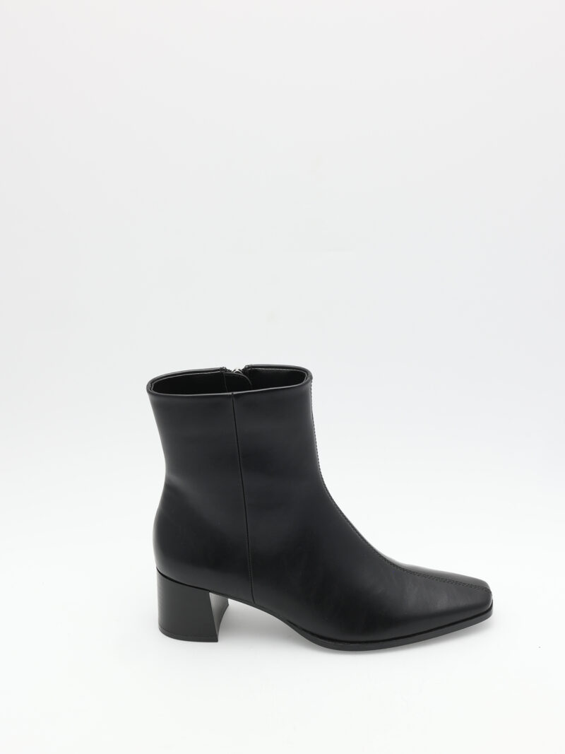 Alternative view of Roberto Rosso Adare  - black