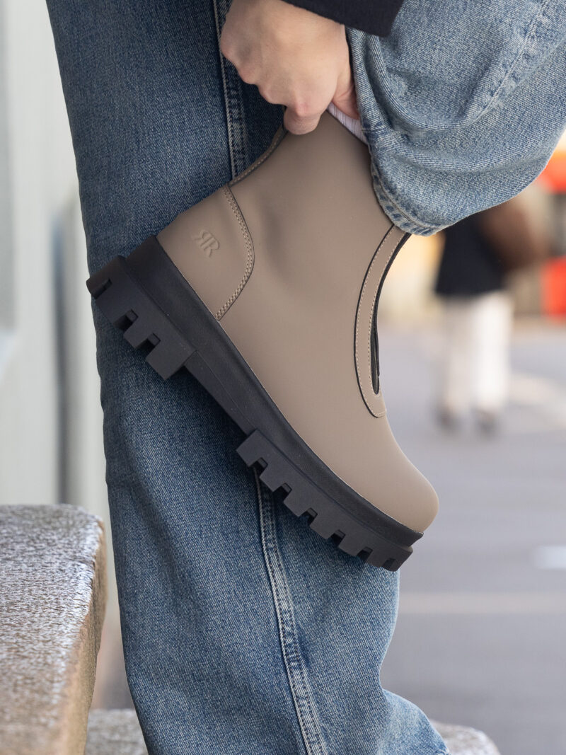 Alternative view of Vichi WR - taupe-brown